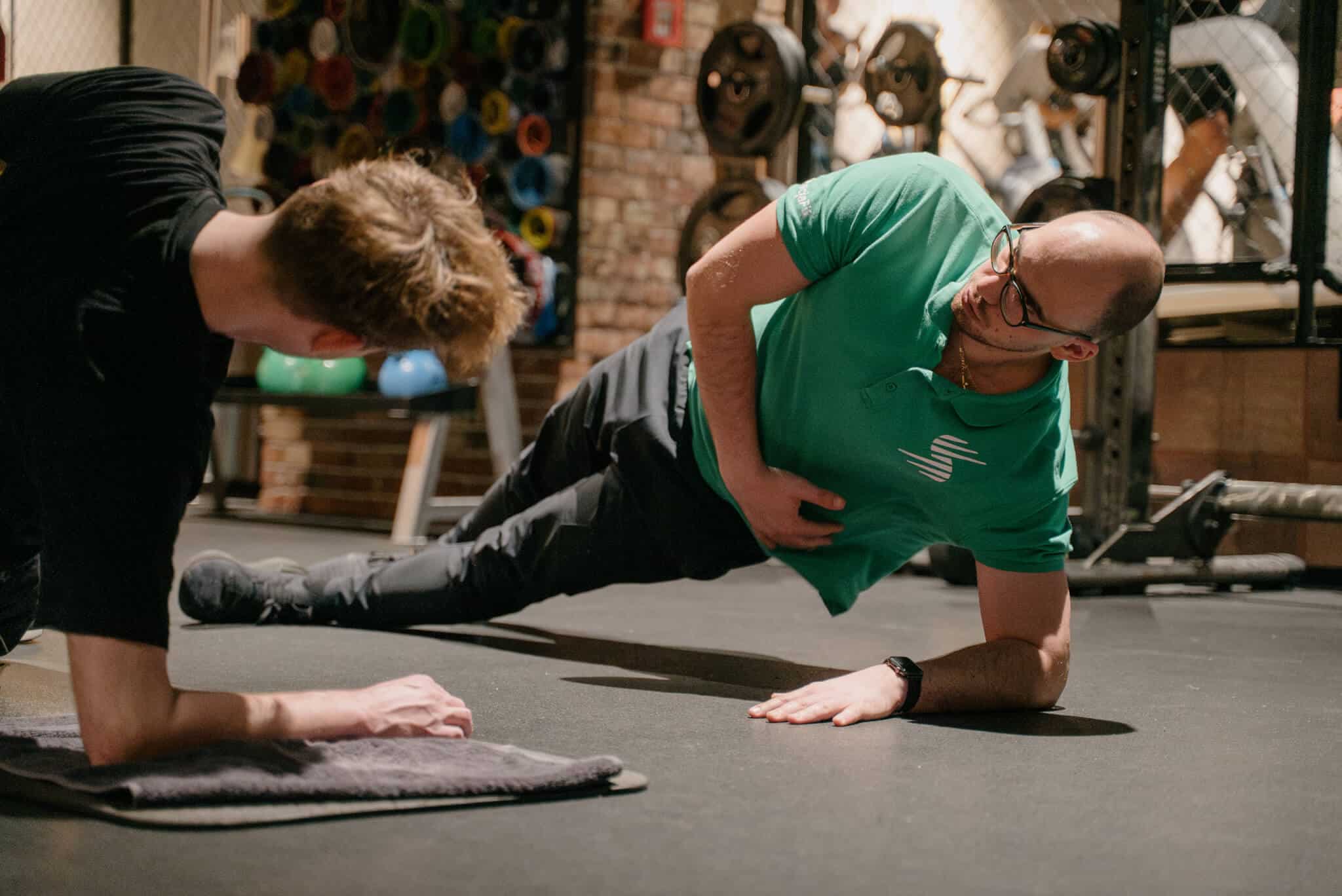 trening personalny Szczecin, fizjoterapia Szczecin, studio treningowe Szczecin, trener personalny Szczecin, rehabilitacja Szczecin, ćwiczenia indywidualne Szczecin , StacjaFit