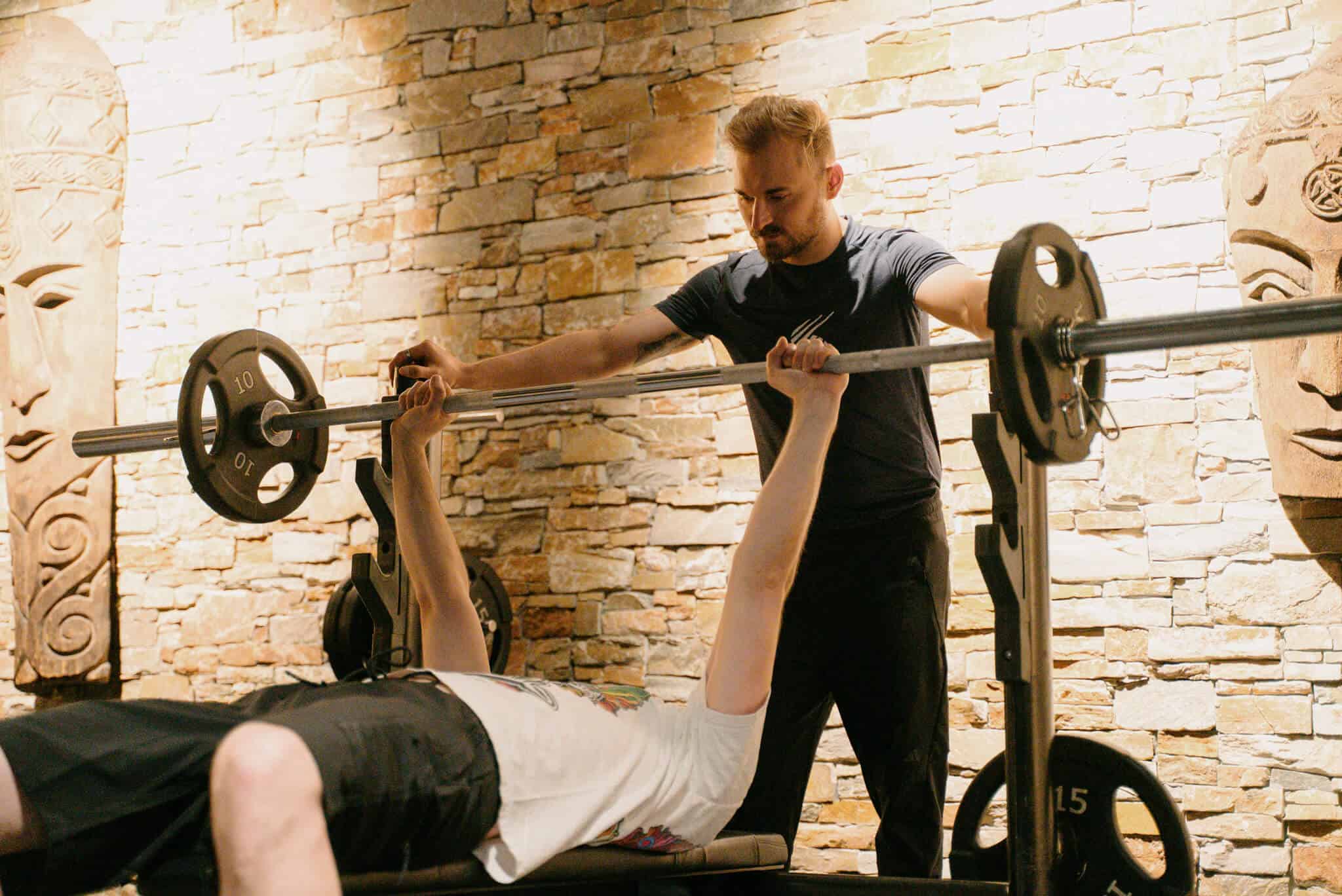 trening personalny Szczecin, fizjoterapia Szczecin, studio treningowe Szczecin, trener personalny Szczecin, rehabilitacja Szczecin, ćwiczenia indywidualne Szczecin , StacjaFit